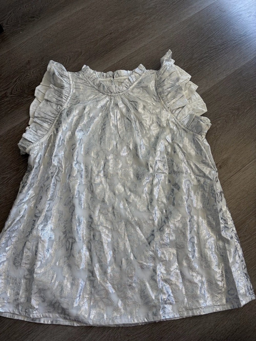 Sofie Schnoor Silver Floral Ruffle metallic top